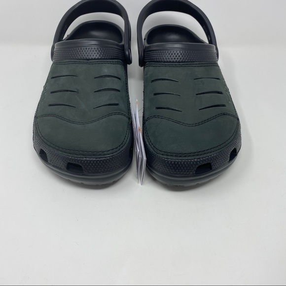 CROCS Men’s Bogota Lightweight Slip On Clogs Shoes - Picture 3 of 9